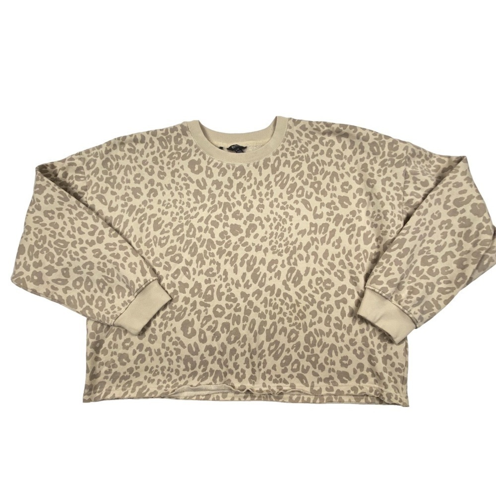 EUC Buffalo Cropped Crewneck Sweatshirt Leopard Print Cotton Blend XL Cream Grey